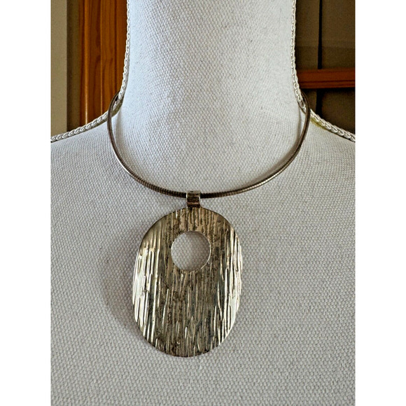 925 Sterling Silver Choker Textured Cutout Oval Pendant Necklace 40gr - Picture 1 of 7